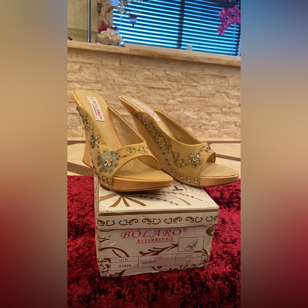 BNIB Bolaro by Summer Rio Wedge Heels